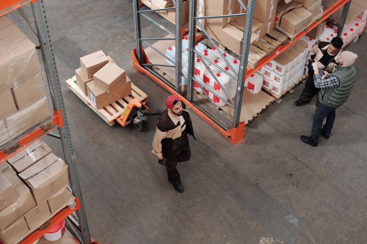 China’s International Shipping Update 2026: New Routes, Faster Delivery, and What It Means for Shoppers